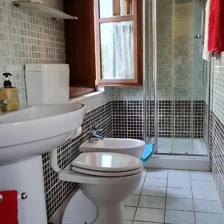 Nuraximannu Boutique