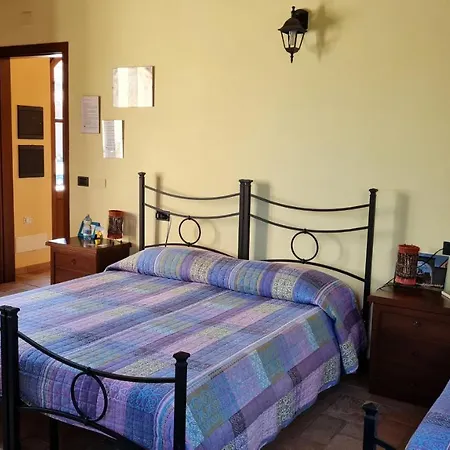 Nuraximannu Boutique *