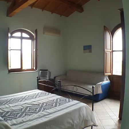 مزرعة للإقامة Nuraximannu Boutique Santadi