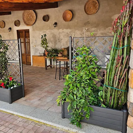 Gospodarstwo agroturystyczne Nuraximannu Boutique *